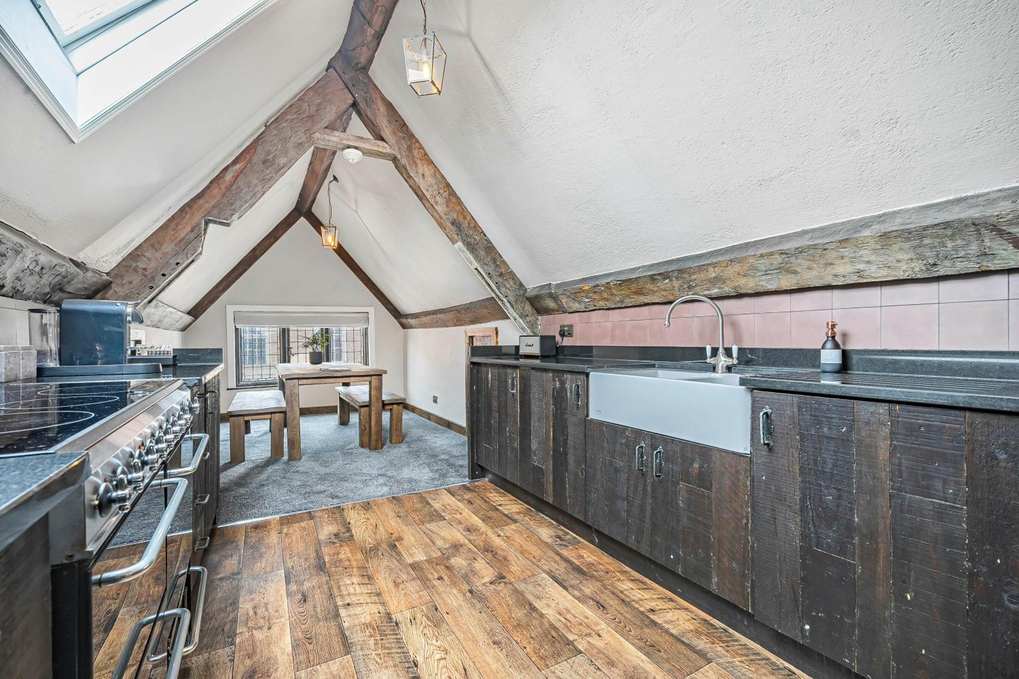 Quirky Retreats - Chester Rose Exterior photo